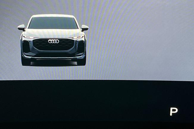 Audi Q3 Photo 15
