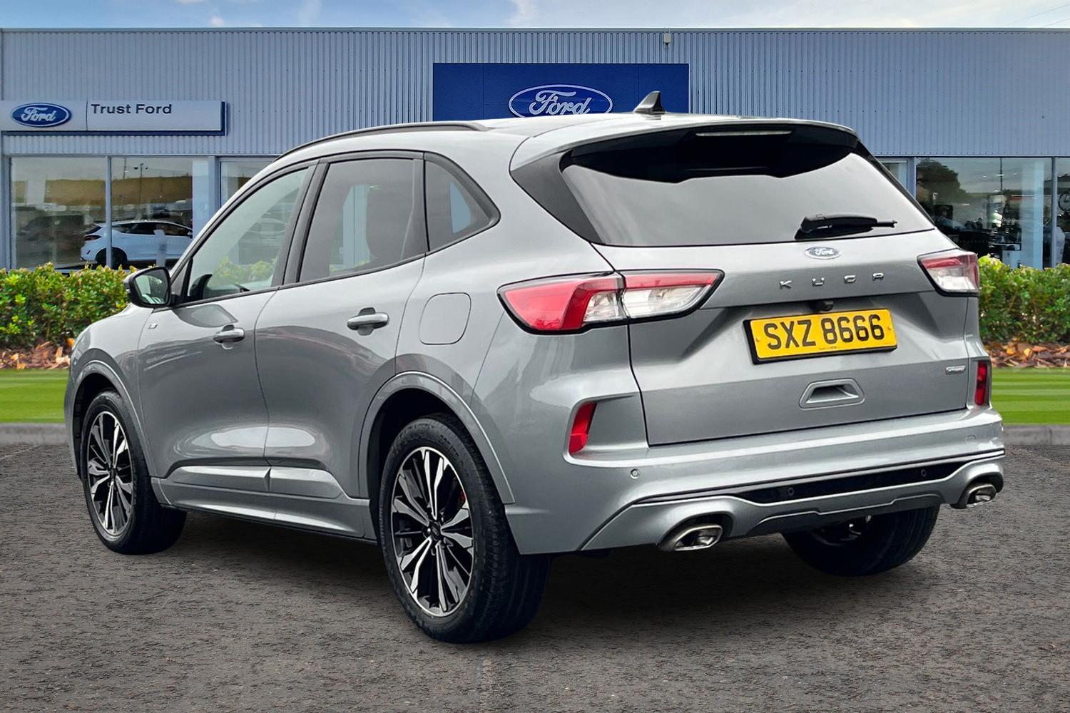 Ford KUGA Photo 1