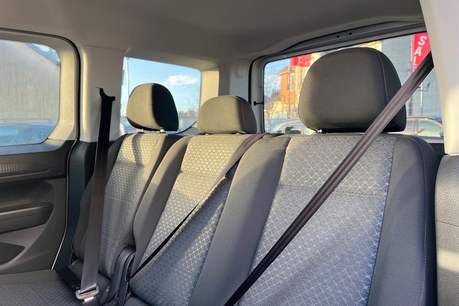 Used Ford TOURNEO CONNECT YGZ7612 20