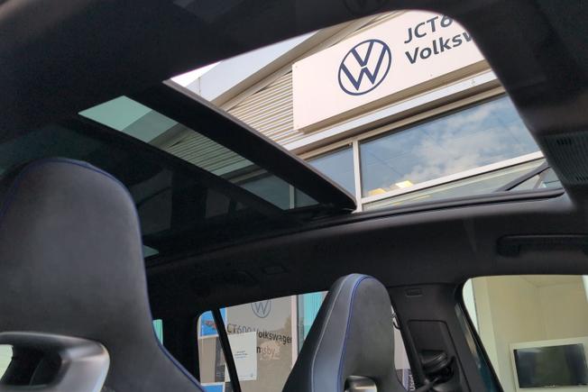 VOLKSWAGEN Tiguan Photo 34