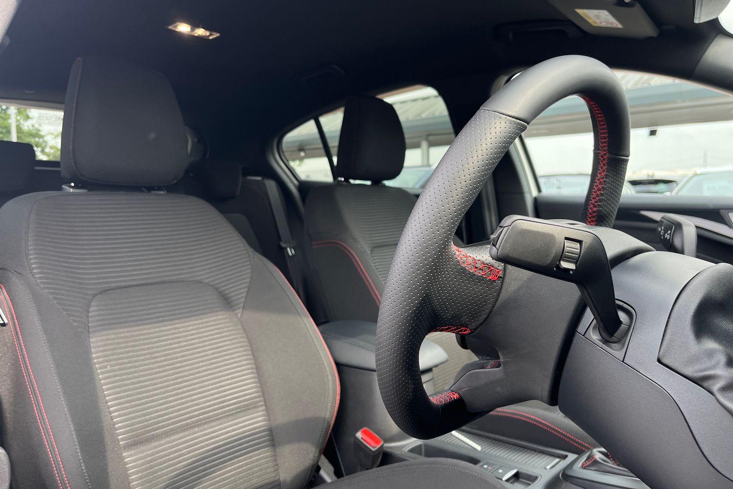 Ford Focus Photo 16