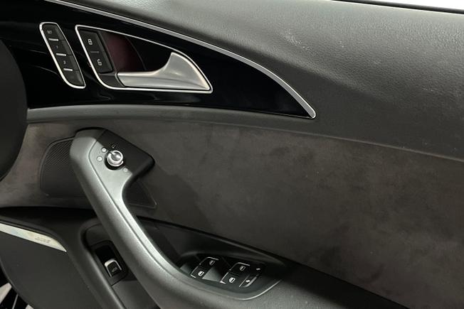 AUDI A6 Avant Photo 26