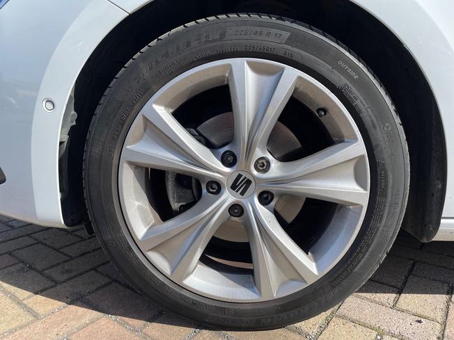 SEAT Leon Photo 25