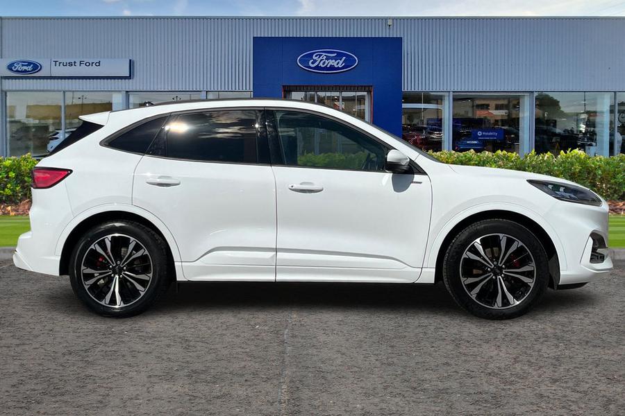 Ford Kuga Photo autoimg-ef2414ec5b7838396ff586c456e67892a28189df.jpg