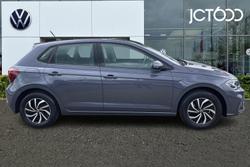 VOLKSWAGEN Polo Photo 4