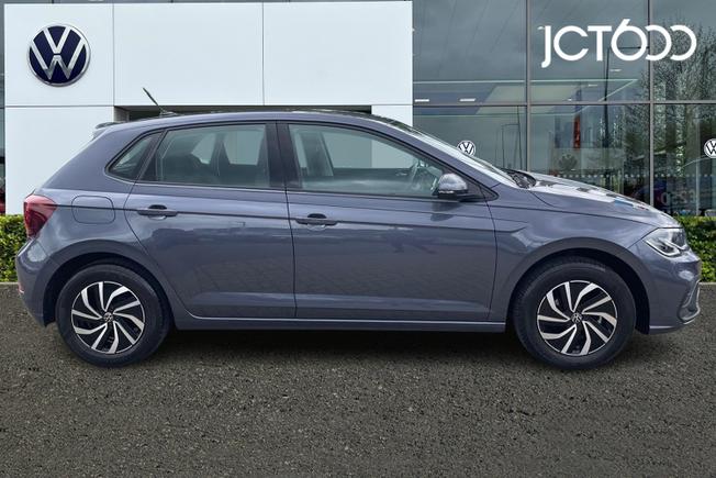VOLKSWAGEN Polo Photo 4