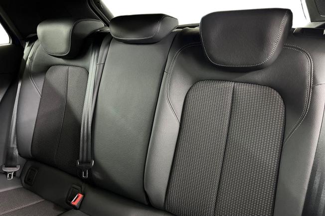 AUDI Q2 Photo 9