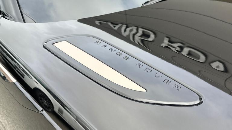 Used Land Rover Range Rover Velar GX74TLV 28