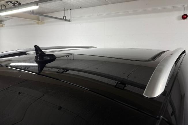 VOLKSWAGEN Tiguan Photo 35