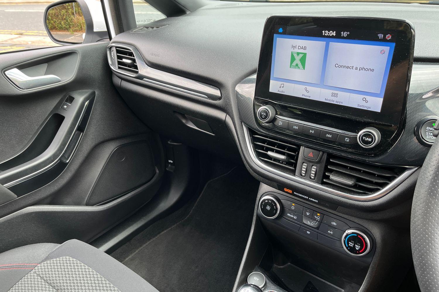 Ford Fiesta Photo 22