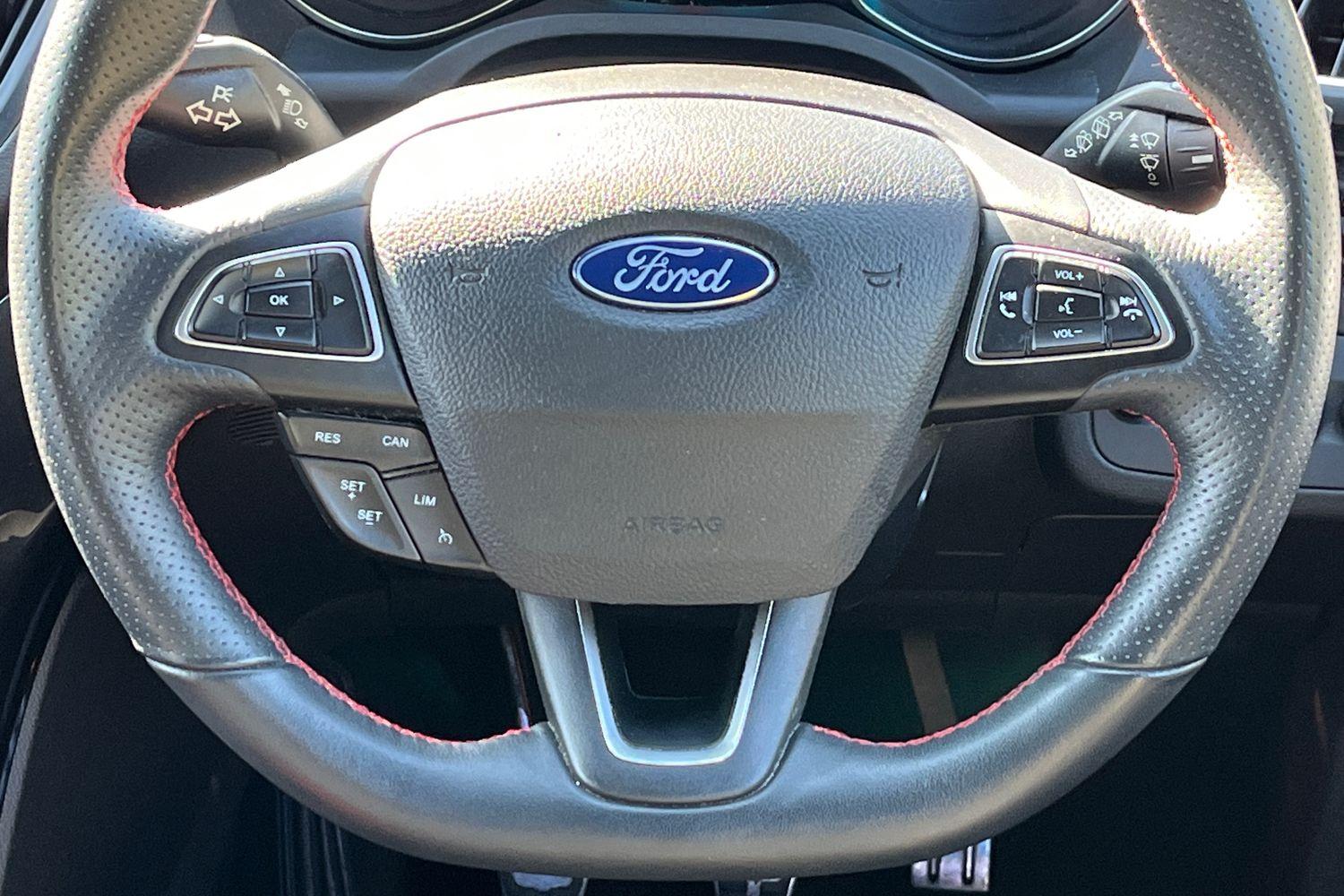 Ford Kuga Photo 11