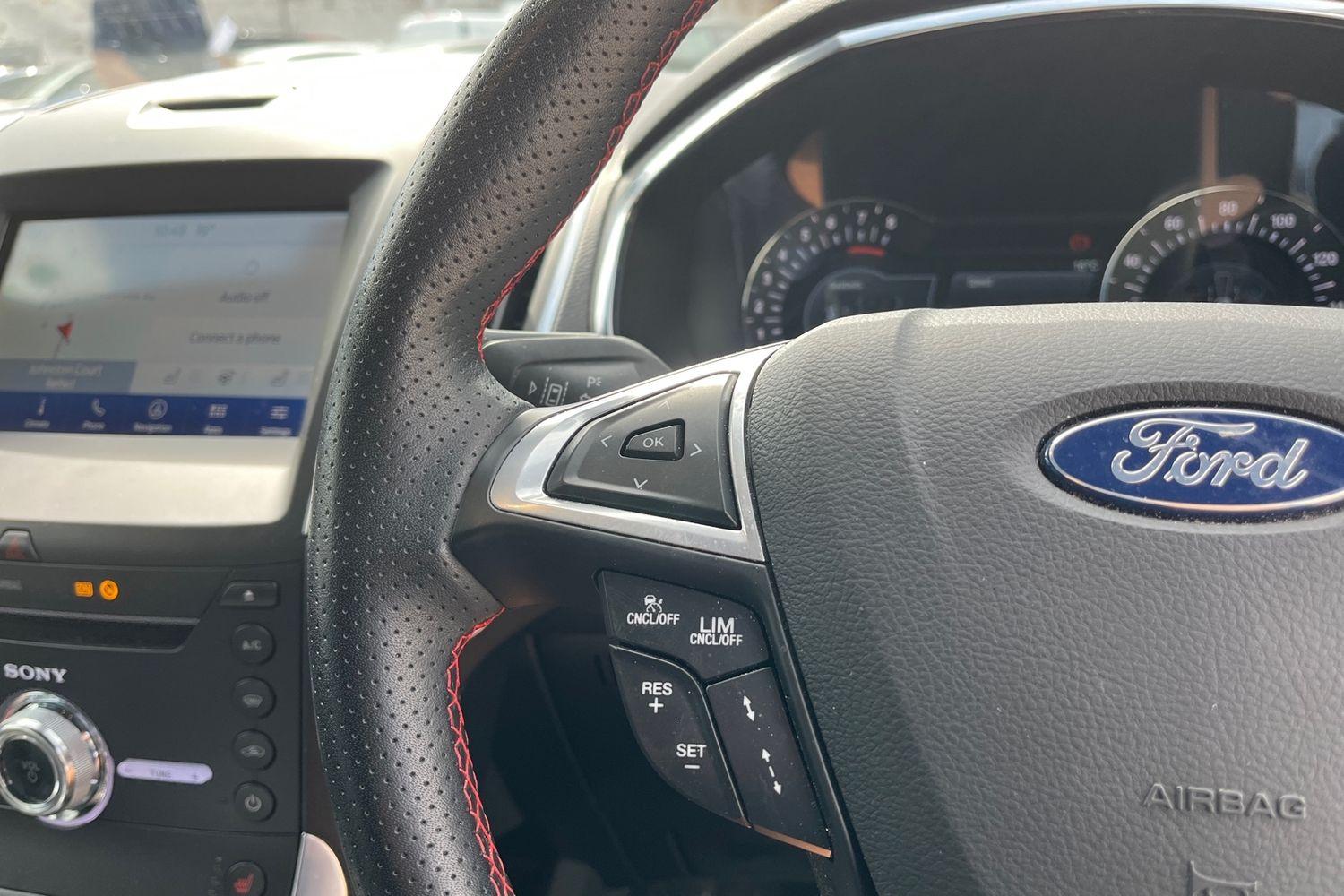 Ford S-MAX Photo 29