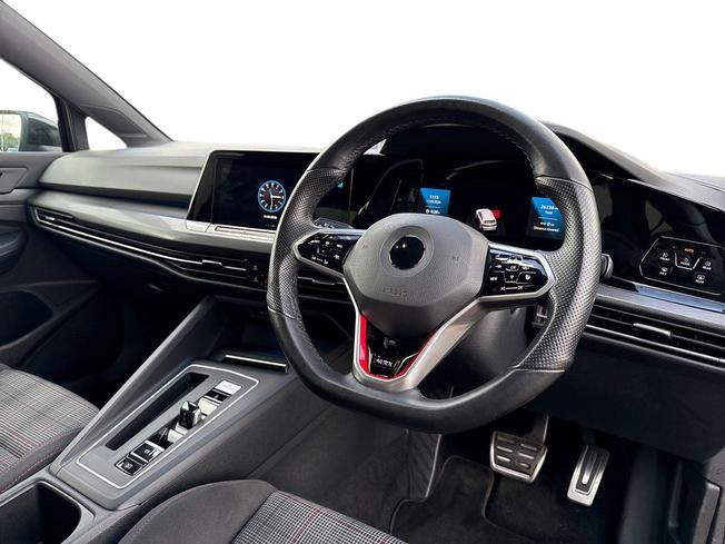 VOLKSWAGEN Golf Photo 6
