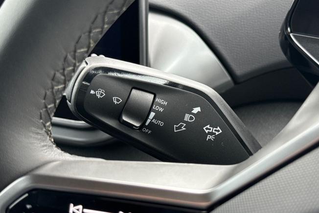 VOLKSWAGEN Id.5 Photo 45
