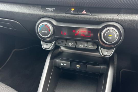 Kia Rio Photo autoimg-ef49cbb40348f0f487d60857d6cd34414d56e216.jpg