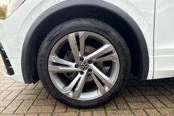 VOLKSWAGEN Tiguan Photo 5