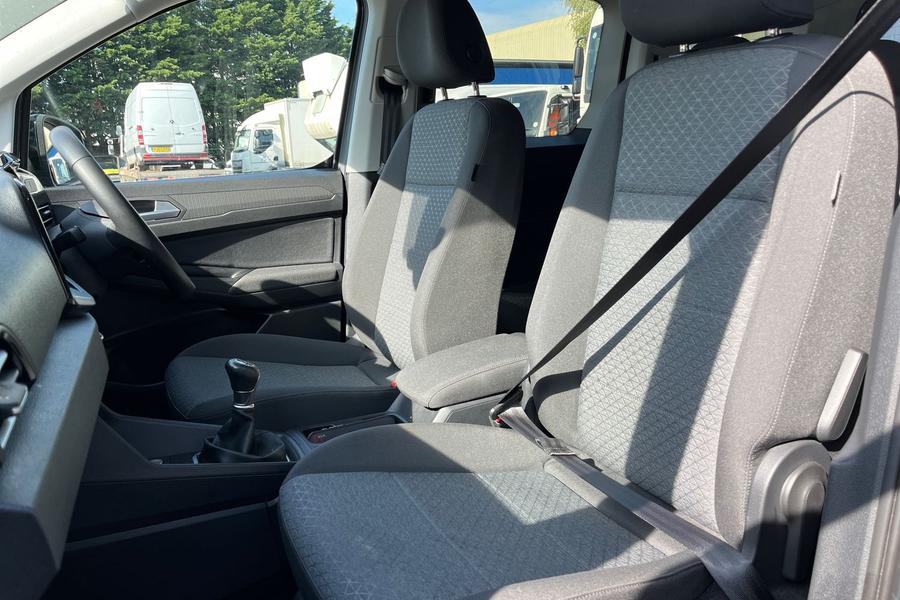 Ford TOURNEO CONNECT Photo autoimg-ef4a7998bc0b717e5fb23fe3a29e69b44a0ee424.jpg