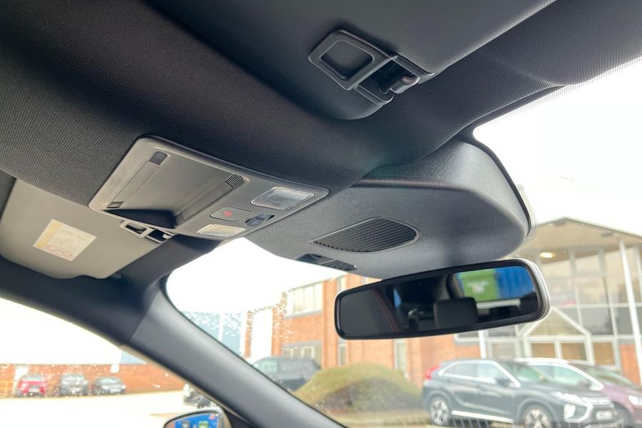 Ford Kuga Photo autoimg-ef4a9afa3c9f7957fe10a8e78d915b9d3cf1dd4e.jpg