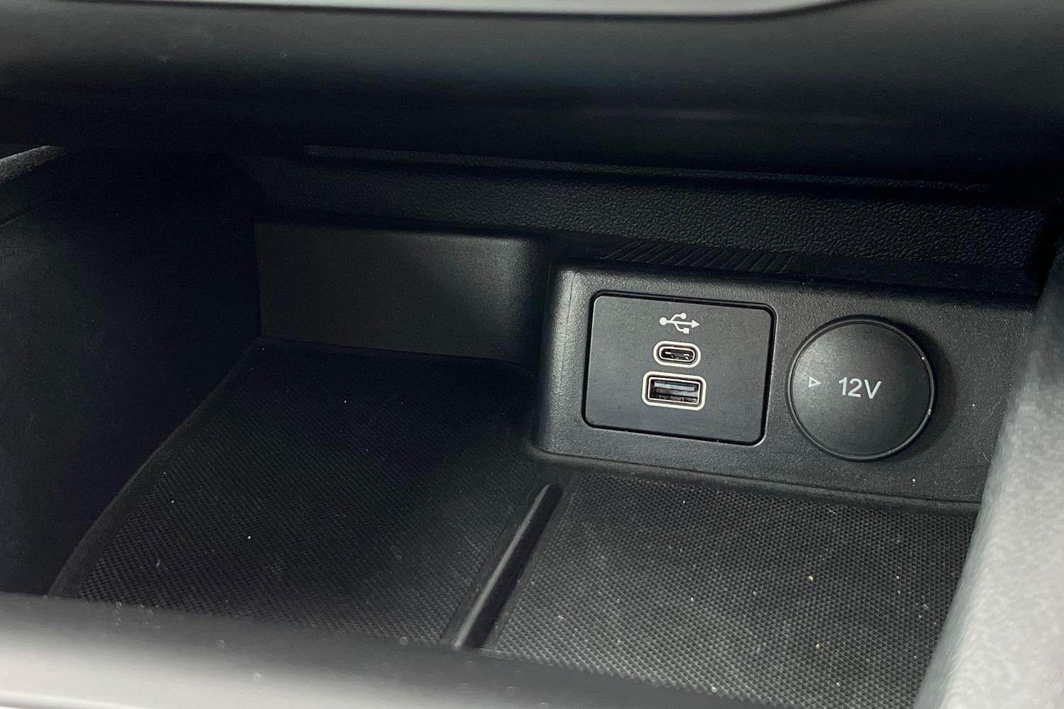 Ford FOCUS Photo 34
