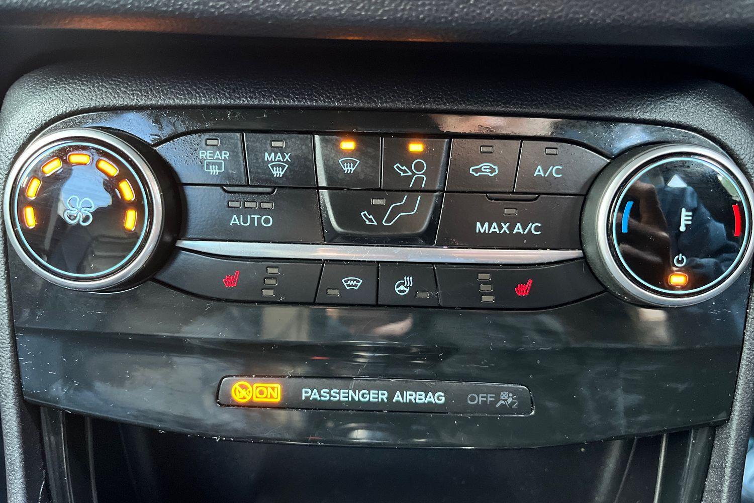 Ford PUMA Photo 29
