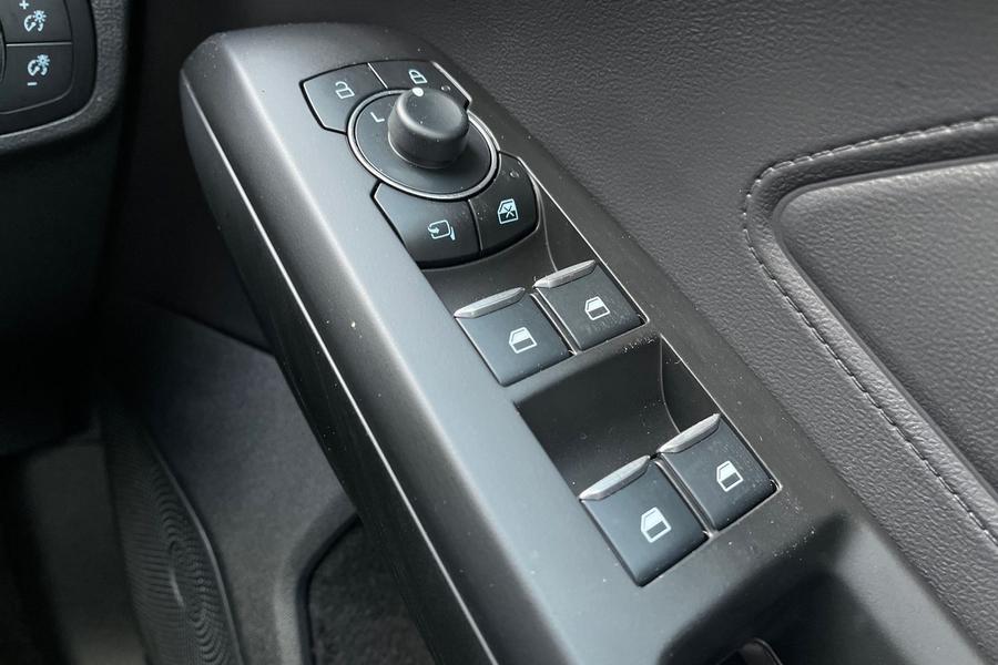 Ford Focus Photo autoimg-ef5413afc003642fc780ab3208380fba95da015d.jpg