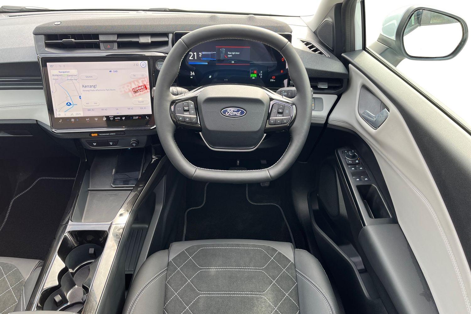 Ford Puma Gen-E Photo 10