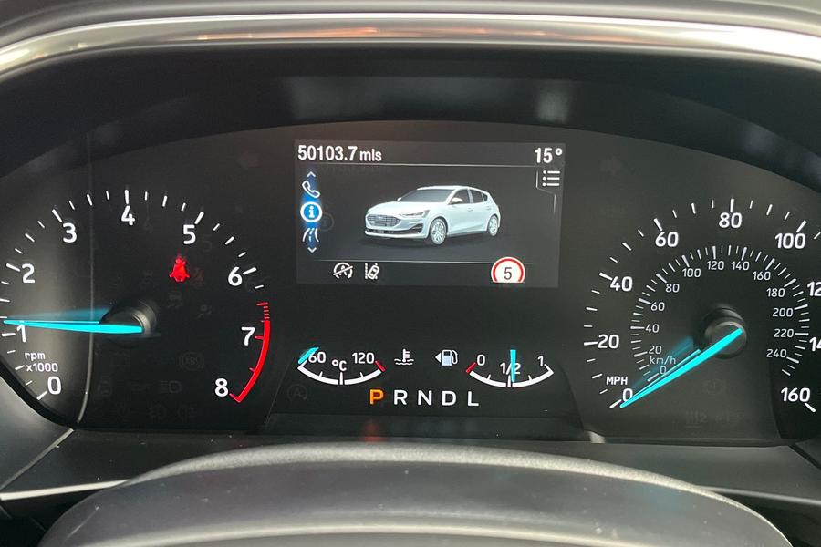 Ford FOCUS Photo autoimg-ef5a08715f8467088dd4016c7e41c1b3242a6310.jpg