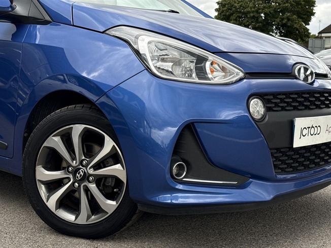 HYUNDAI i10 Photo 19