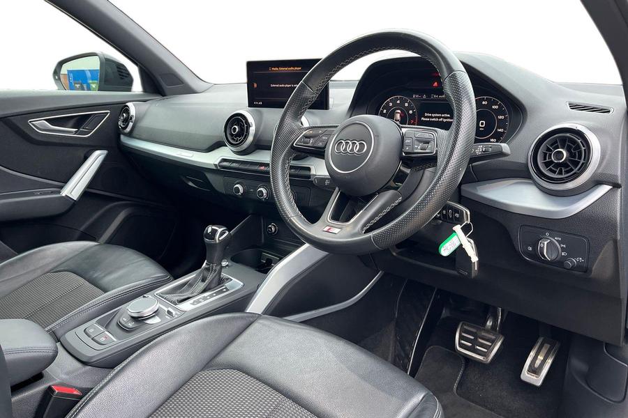 Audi Q2 Photo autoimg-ef5baff8cb230408a15d417ca50f600ca34057f2.jpg