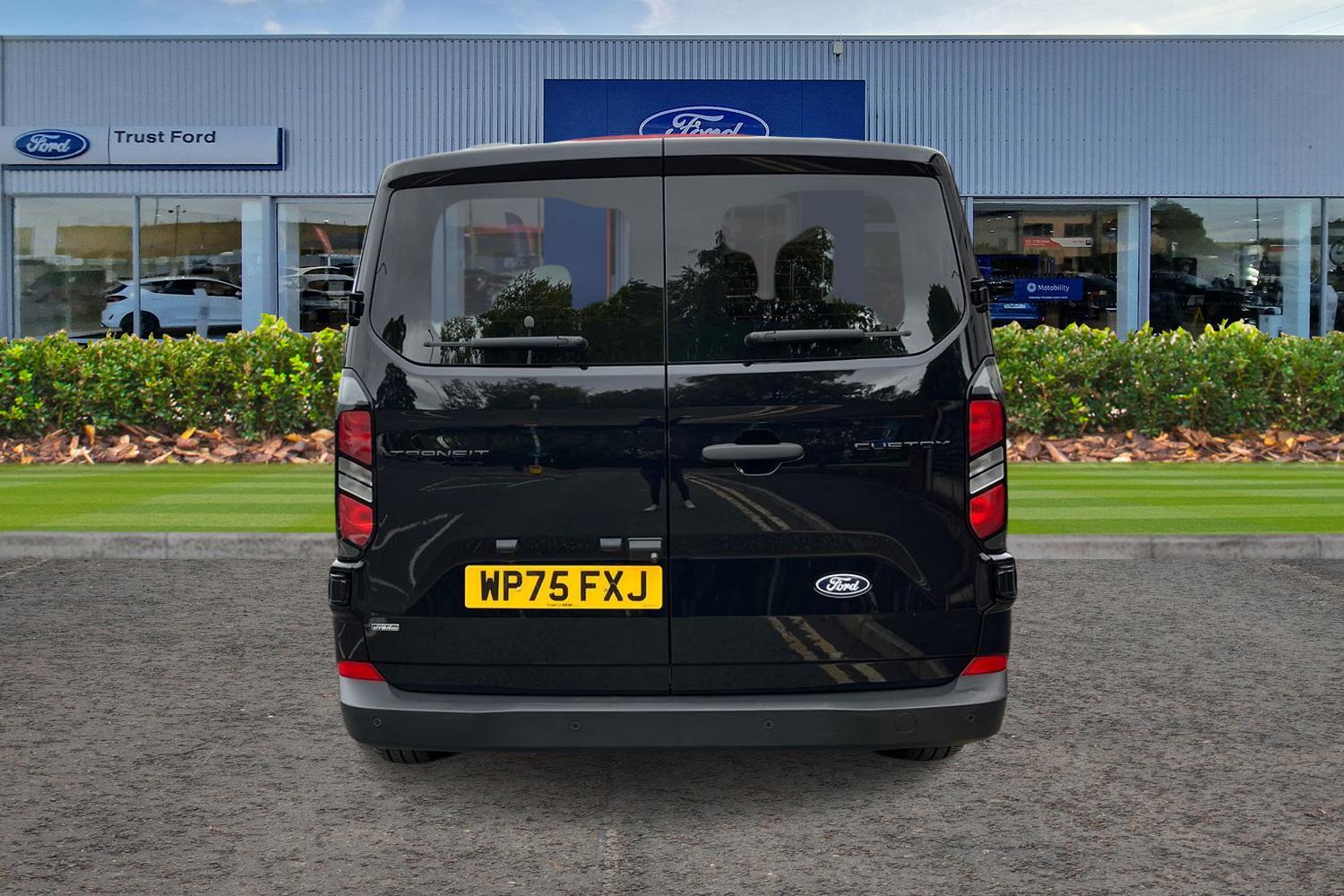 Ford TRANSIT CUSTOM Photo 12