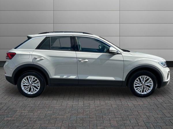 Volkswagen T-Roc Photo autoimg-ef5d88b2da7aae380f4884a8a7819e6c63180407.jpg