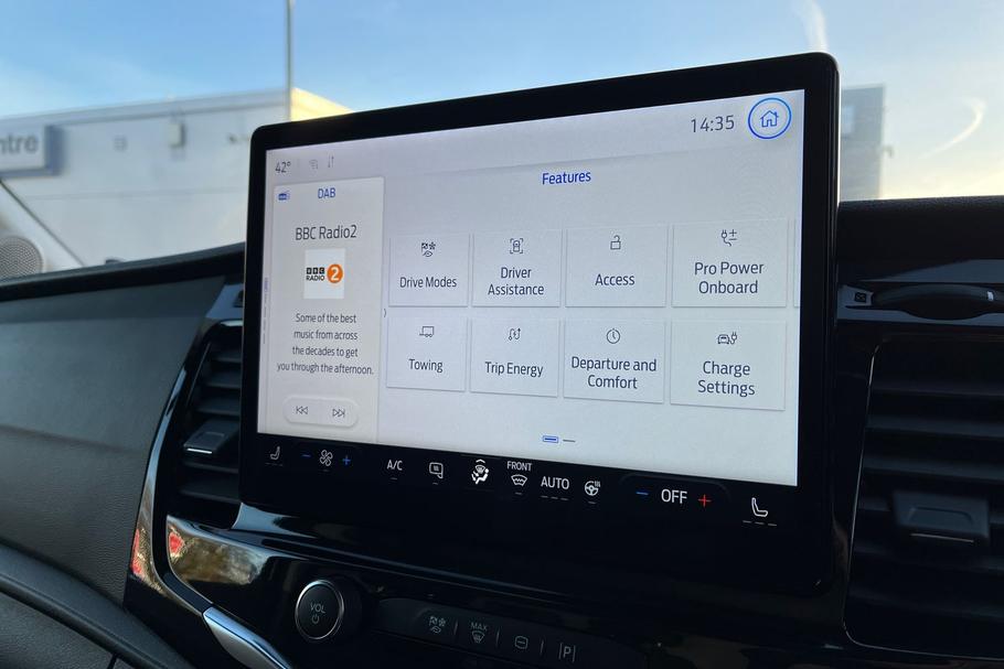 Used Ford E-TRANSIT 34