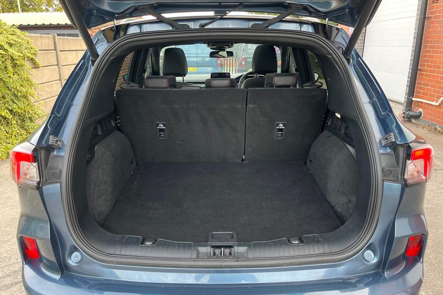 Ford KUGA Photo autoimg-ef62b5bbe949f8e2edb59d797a7b9ed9cf7f3cdb.jpg