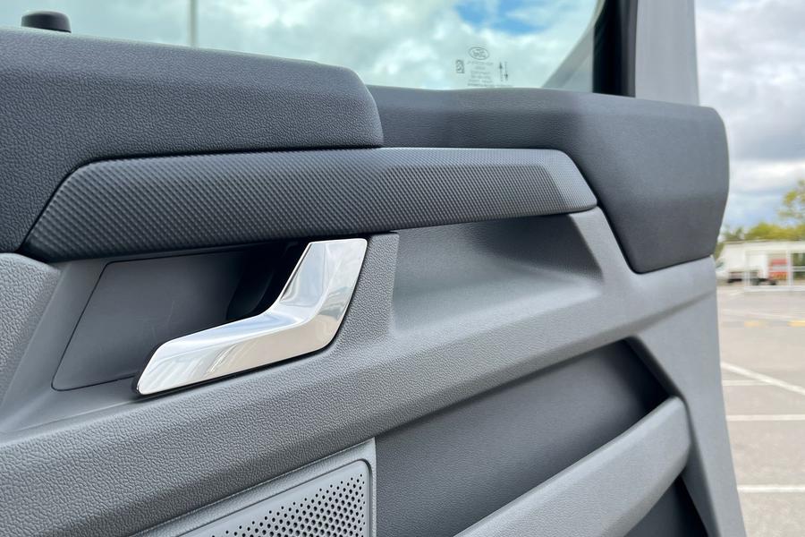 Ford Transit Custom Photo autoimg-ef63b1dc9dd0d23c8c1f0729a466c6b8388f74e4.jpg