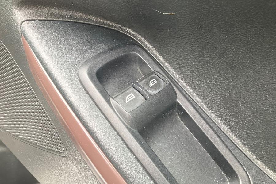 Ford KA+ Photo autoimg-ef68a3bf14799e0362f947147dbdc4afb3cc918b.jpg