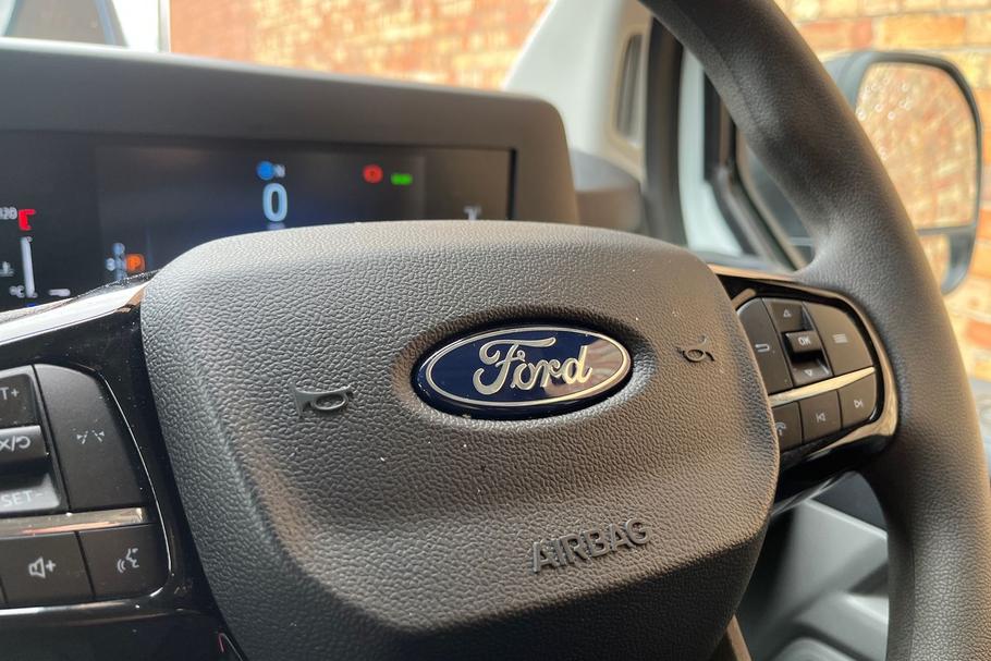 Used Ford TRANSIT CUSTOM EA75HFV 40