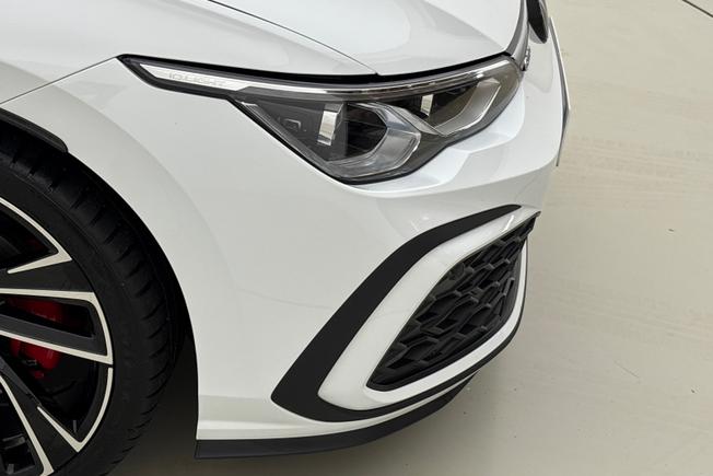 VOLKSWAGEN Golf Photo 19