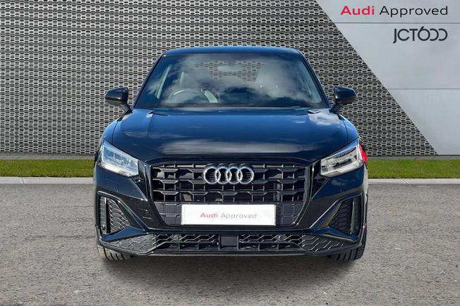 Audi Q2 Photo 8