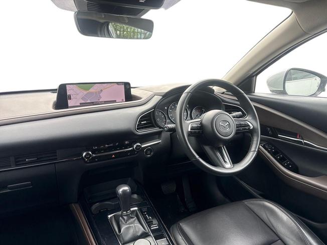 MAZDA CX-30 Photo 2