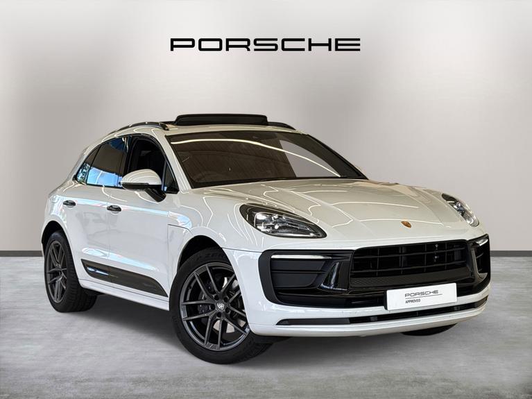 Used 2026 PORSCHE Macan 2.0T T SUV 5dr Petrol PDK 4WD Euro 6 (s/s) (265 ps) White at JCT600