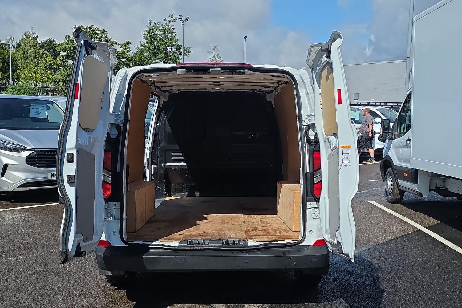 Ford TRANSIT CUSTOM Photo 5