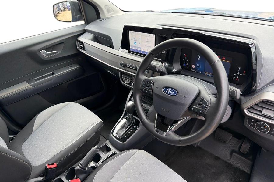 Ford TRANSIT COURIER Photo autoimg-ef7c27bdbd30abd6d9967c5747aa73711f3e7fff.jpg