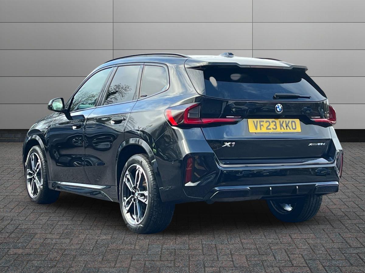 BMW X1 Photo 1