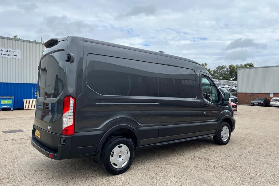 Used Ford E-Transit 8