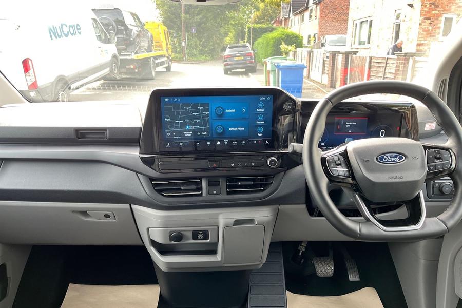 Ford TOURNEO CUSTOM Photo autoimg-ef80b0721ff0c30fcc02202fabcf19da1b85eb5c.jpg