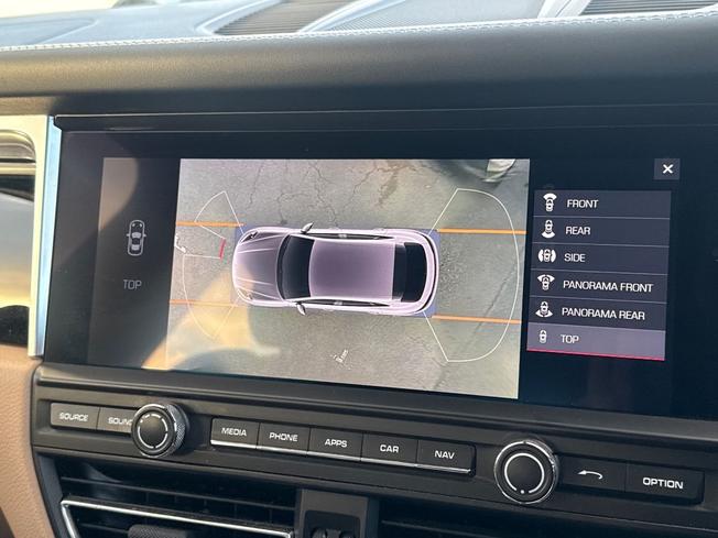 PORSCHE Macan Photo 43