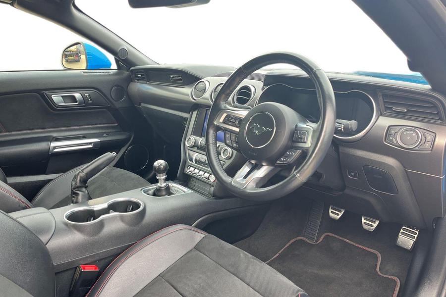 Ford Mustang Photo autoimg-ef87e656dc300def3bad3c39384c716221c8b344.jpg