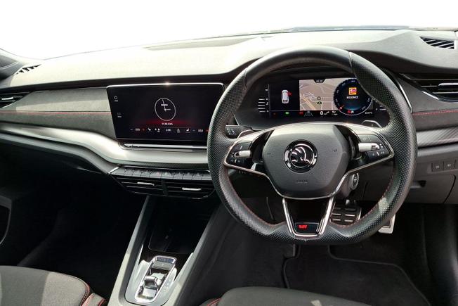 ŠKODA Octavia Photo 11