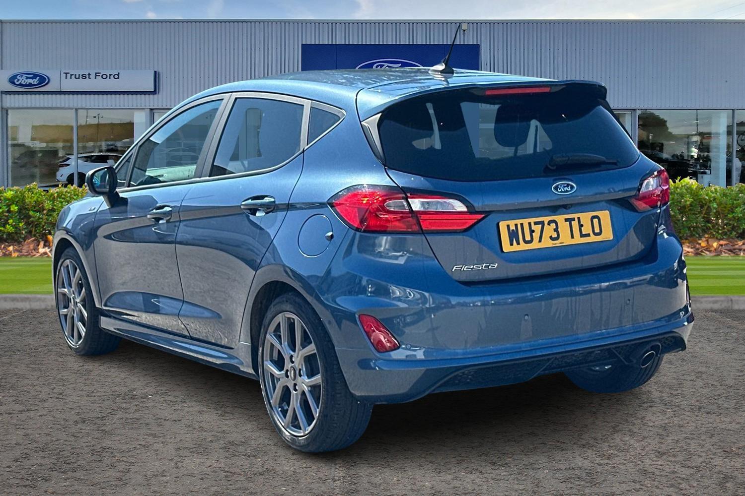 Ford FIESTA Photo 1