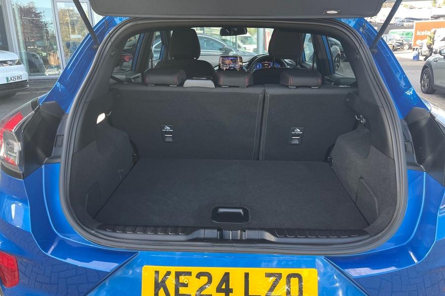Ford PUMA Photo autoimg-ef8b87f21efef3d5852af2e551c65d3e29047835.jpg